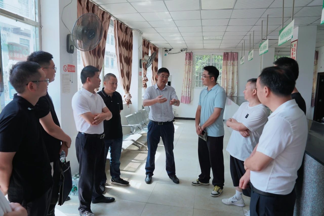 许东明赴南充市嘉陵区、巴中市通江县调研督导定点帮扶和托底性帮扶工作